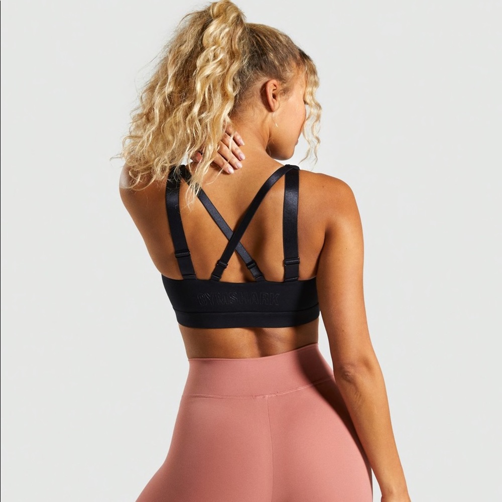 Gymshark Studio Sports Bra - Black - Medium